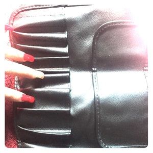 Makeup Brush divider